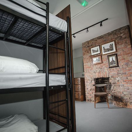 ผับเลิฟ แอด เดอะ คราวน์ แบตเตอร์ซี Hostel ลอนดอน ภายนอก รูปภาพ